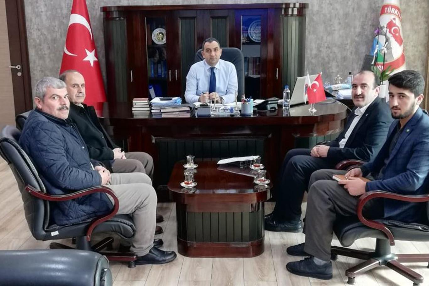HÜDA PAR Silvan Başkanlığı ilçenin sorunları için Kaymakam Çelik'le görüştü HÜDA PAR Silvan Başkanlığı ilçenin sorunları için Kaymakam Çelik'le görüştü